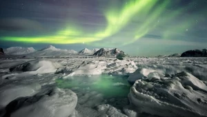 Pod lodem Arktyki kryje się coś niepokojącego. Miliony ton gazu mogą uciec
