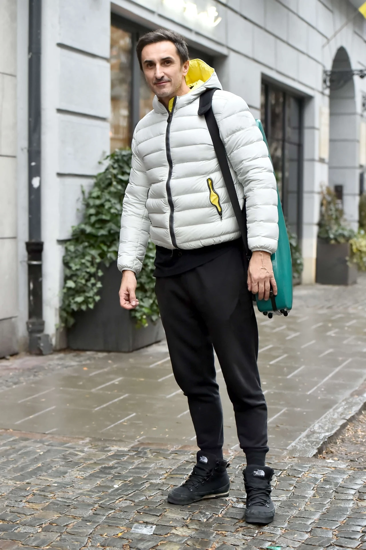 Sebastian Karpiel-Bułecka wychodzi z Dzień Dobry TVN Sebastian Karpiel-Bułecka wychodzi z Dzień Dobry TVN