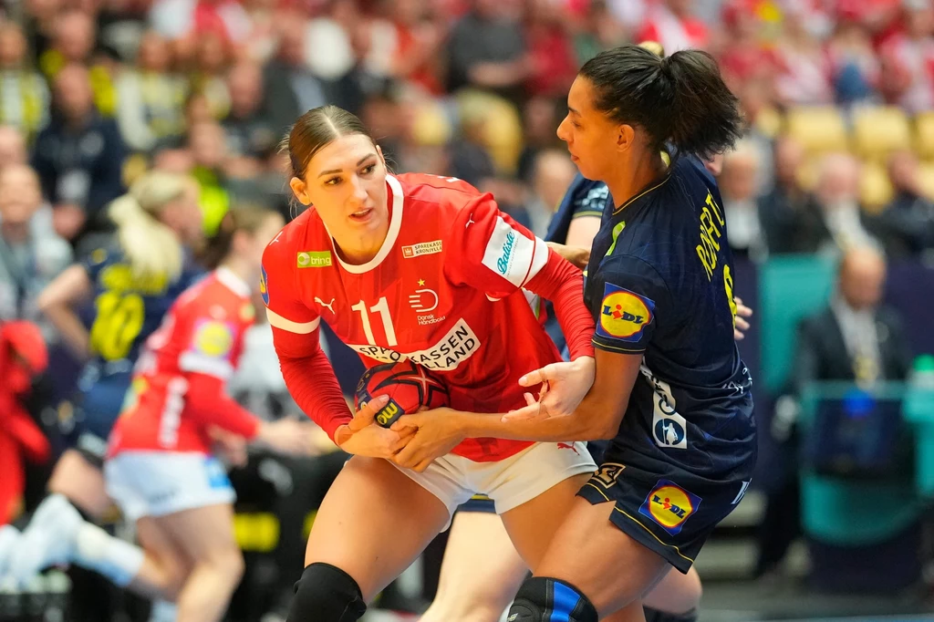 Dunka Line Haugsted i Szwedka Jamina Roberts (z prawej) Dunka Line Haugsted i Szwedka Jamina Roberts (z prawej)