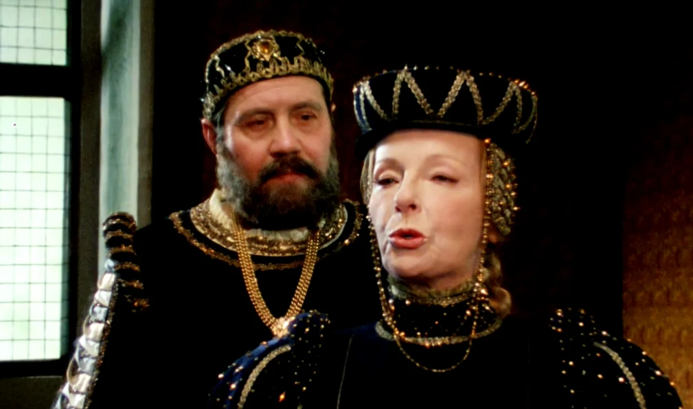 Aleksandra Śląska i Zdzisław Kozień  w serialu "Królowa Bona"