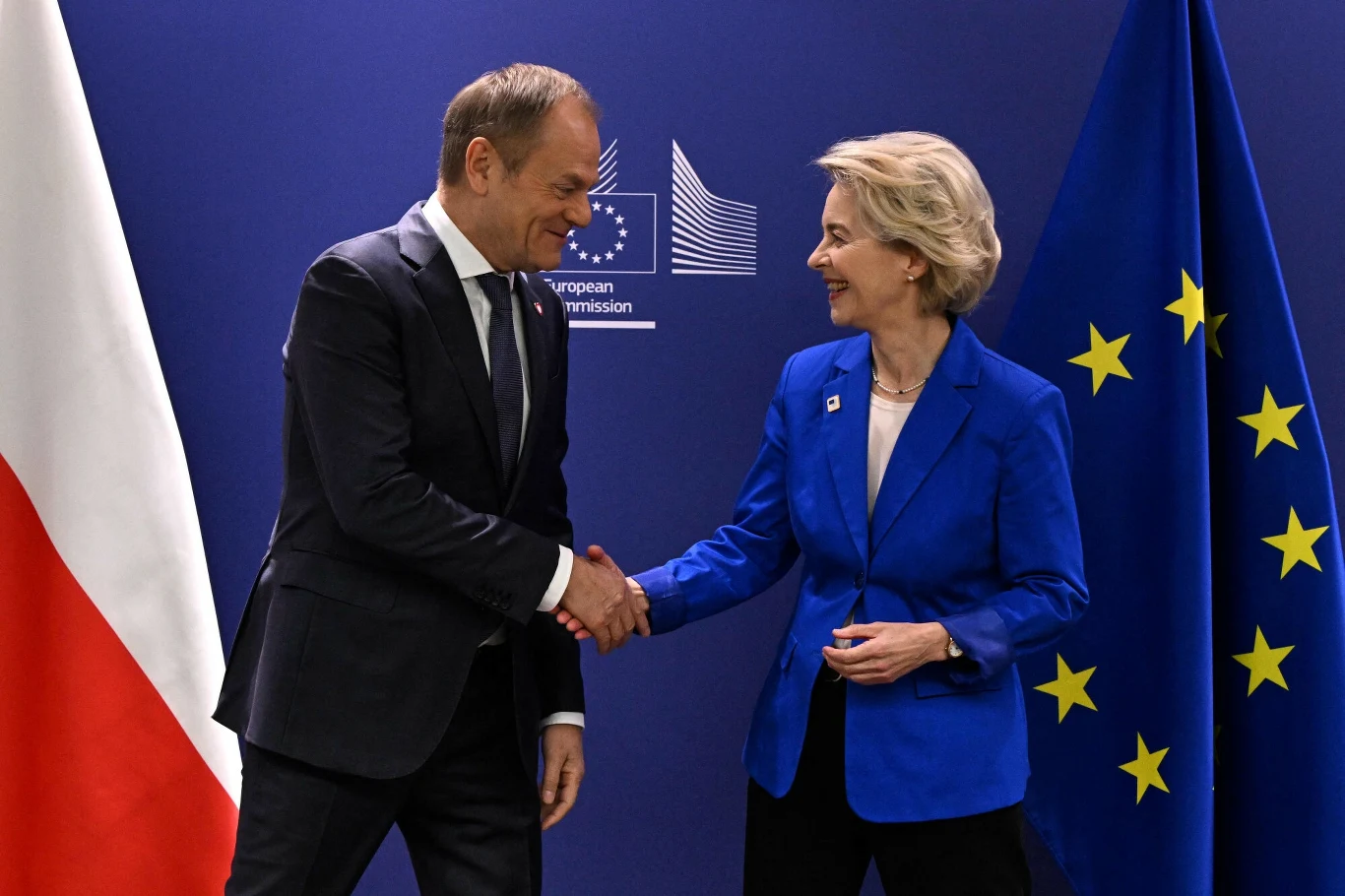 Donald Tusk spotkał się z Ursulą von der Leyen ws. środków z KPO Donald Tusk spotkał się z Ursulą von der Leyen ws. środków z KPO