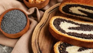 "Koktajl pestycydów" w gotowych masach makowych. Oto wyniki badań