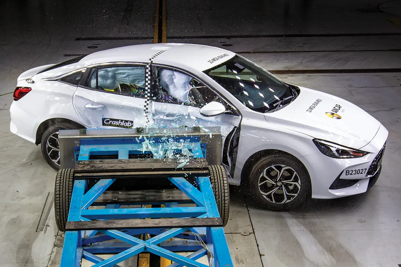 Kompaktowy sedan MG 5 nie zdobył w teście ANCAP ani jednej gwiazdki/ANCAP Kompaktowy sedan MG 5 nie zdobył w teście ANCAP ani jednej gwiazdki/ANCAP