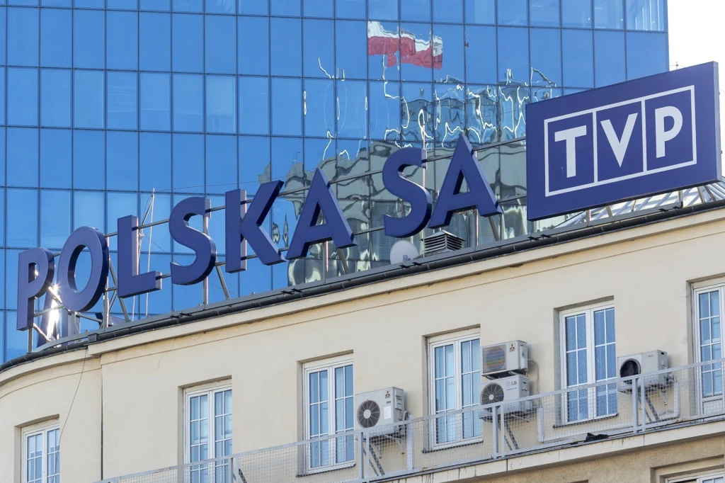 Wielki strach w TVP. Pracownicy tłumnie chodzą na zwolnienia.