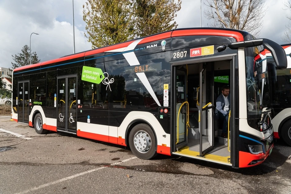 Dzięki konfiguracji osiągnięto pełną sprawność operacyjną autobusów. Fot. Gdańskie Autobusy i Tramwaje Dzięki konfiguracji osiągnięto pełną sprawność operacyjną autobusów. Fot. Gdańskie Autobusy i Tramwaje