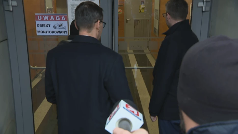 Mateusz Morawiecki nie został wpuszczony do siedziby TVP Mateusz Morawiecki nie został wpuszczony do siedziby TVP