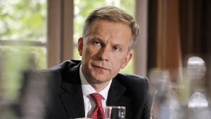 Łotwa: Prezes banku centralnego skazany. Musi teraz odpracować 350 godzin