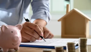 Rozdzielność majątkowa  to ustrój małżeński, w którym każda ze stron dysponuje swoim własnym dobytkiem