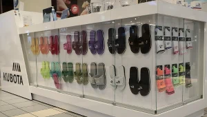 Przedstawicieli marki Kubota otrzymali list od Adidasa. Niemiecki gigant odzieżowy ma zastrzeżenia do używanego przez polską markę logo