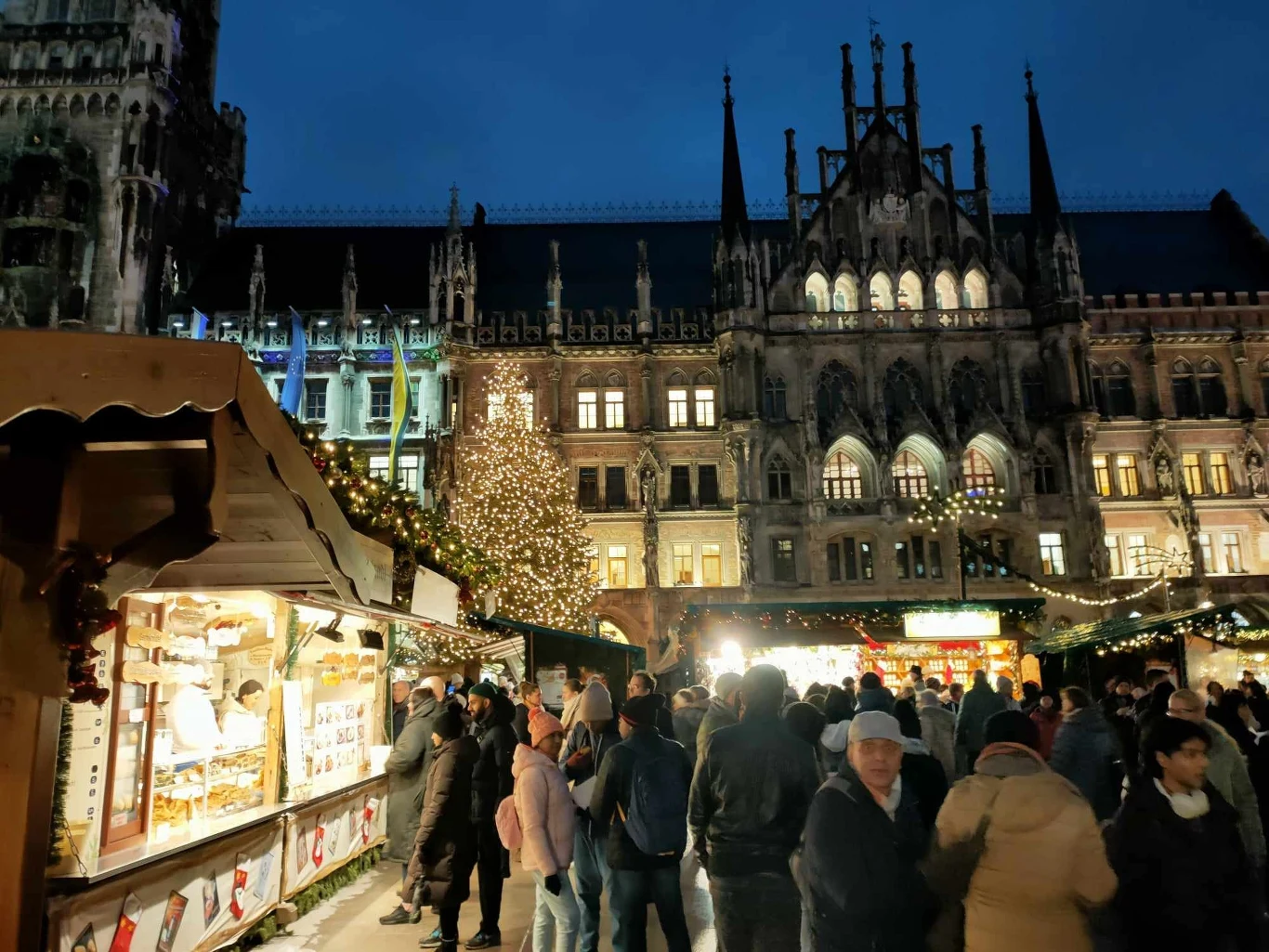 Ten sam jarmark, a ludzi znacznie więcej