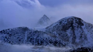W Tatrach panują trudne warunki pogodowe