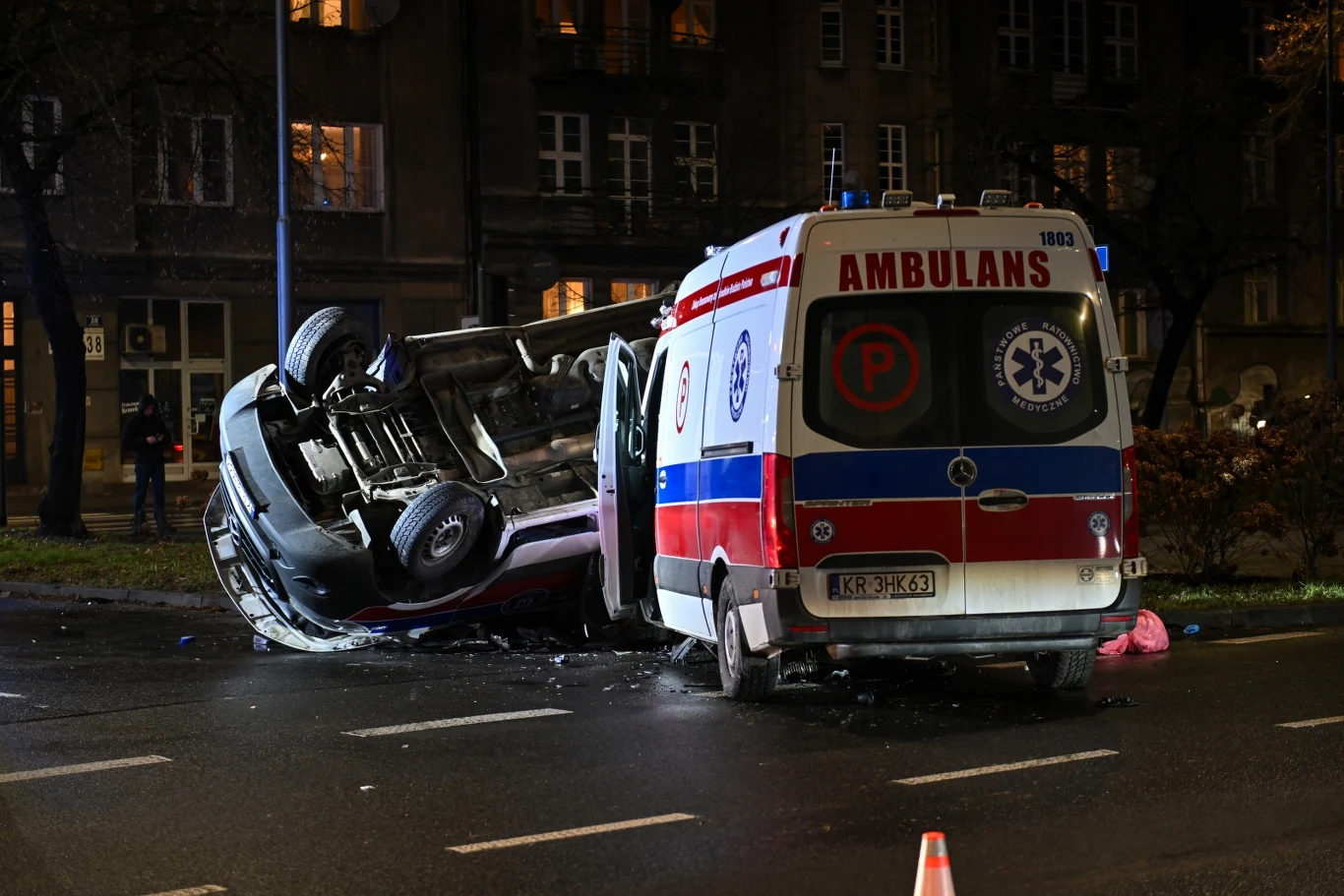 Wypadek dwóch karetek w Krakowie