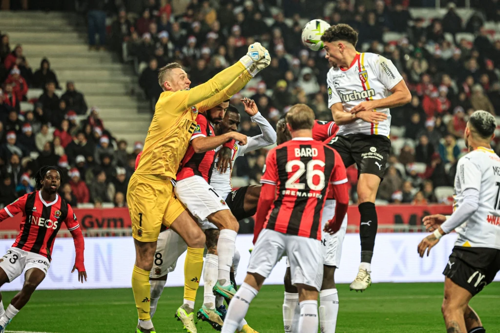 Marcin Bułka w akcji