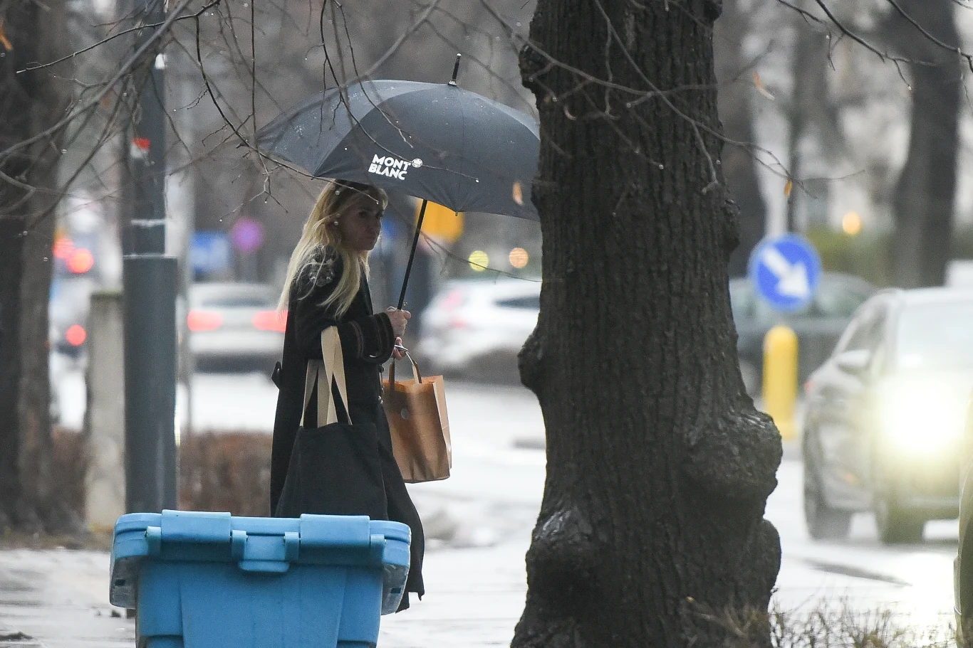 Aura zdecydowanie nie sprzyjała spacerom