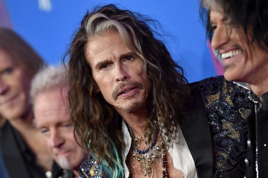 Steven Tyler poważnie zachorował i Aerosmith odwołało trasę. Nadal nie wiadomo, kiedy dojdzie do zdrowia