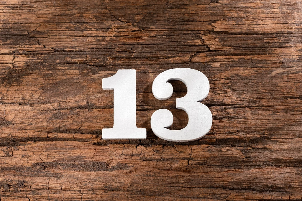 13 jest uważana za najbardziej pechową liczbę.