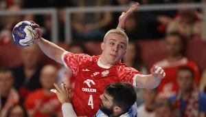 Piotr Jędraszczyk walczy o miejsce na środku rozegrania - dynamiczny zawodnik pokazał się z bardzo dobrej strony w ostatnim mundialu