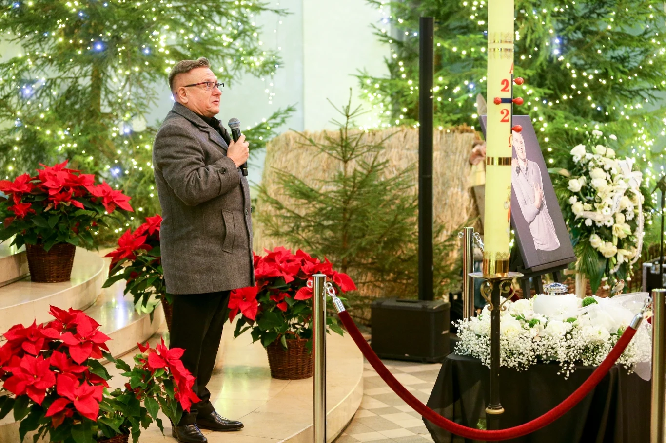 Krzysztof Hanke podczas pogrzebu Krzysztofa Respodnka