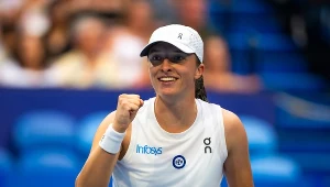 Nerwowy początek, a potem dominacja. Iga Świątek przywraca nadzieje Polaków