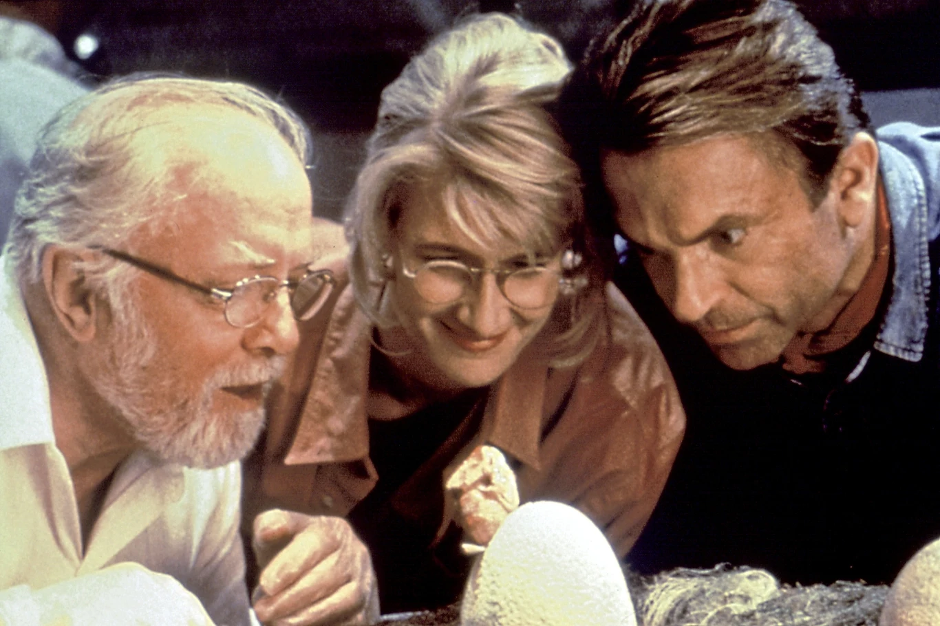 Richard Attenborough, Laura Dern i Sam Neill w filmie "Park jurajski"