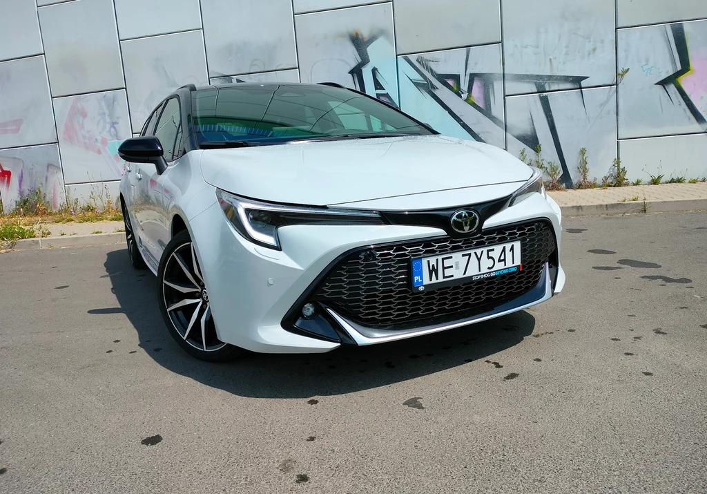 Toyota Corolla - najlepiej sprzedające się nowe auto w Polsce w 2023 roku