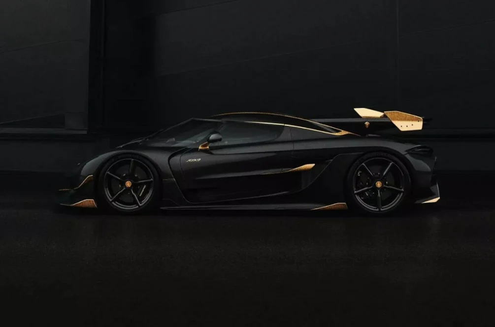 Koenigsegg Jesko wykończony złotem / fot. koenigsegg@Instagram Koenigsegg Jesko wykończony złotem / fot. koenigsegg@Instagram