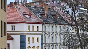 Ceny nieruchomości w Niemczech spadają od czterech kwartałów. Na zdjęciu budynki we Frankfurcie nad Odrą