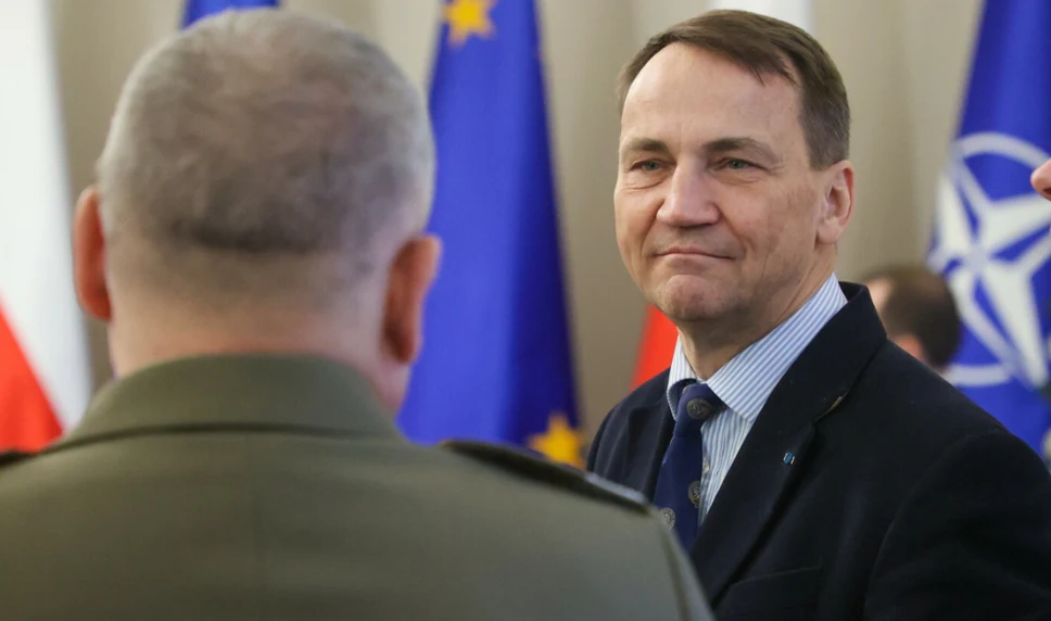 Radosław Sikorski o pomocy Ukrainie. Upomina Zachód Radosław Sikorski o pomocy Ukrainie. Upomina Zachód