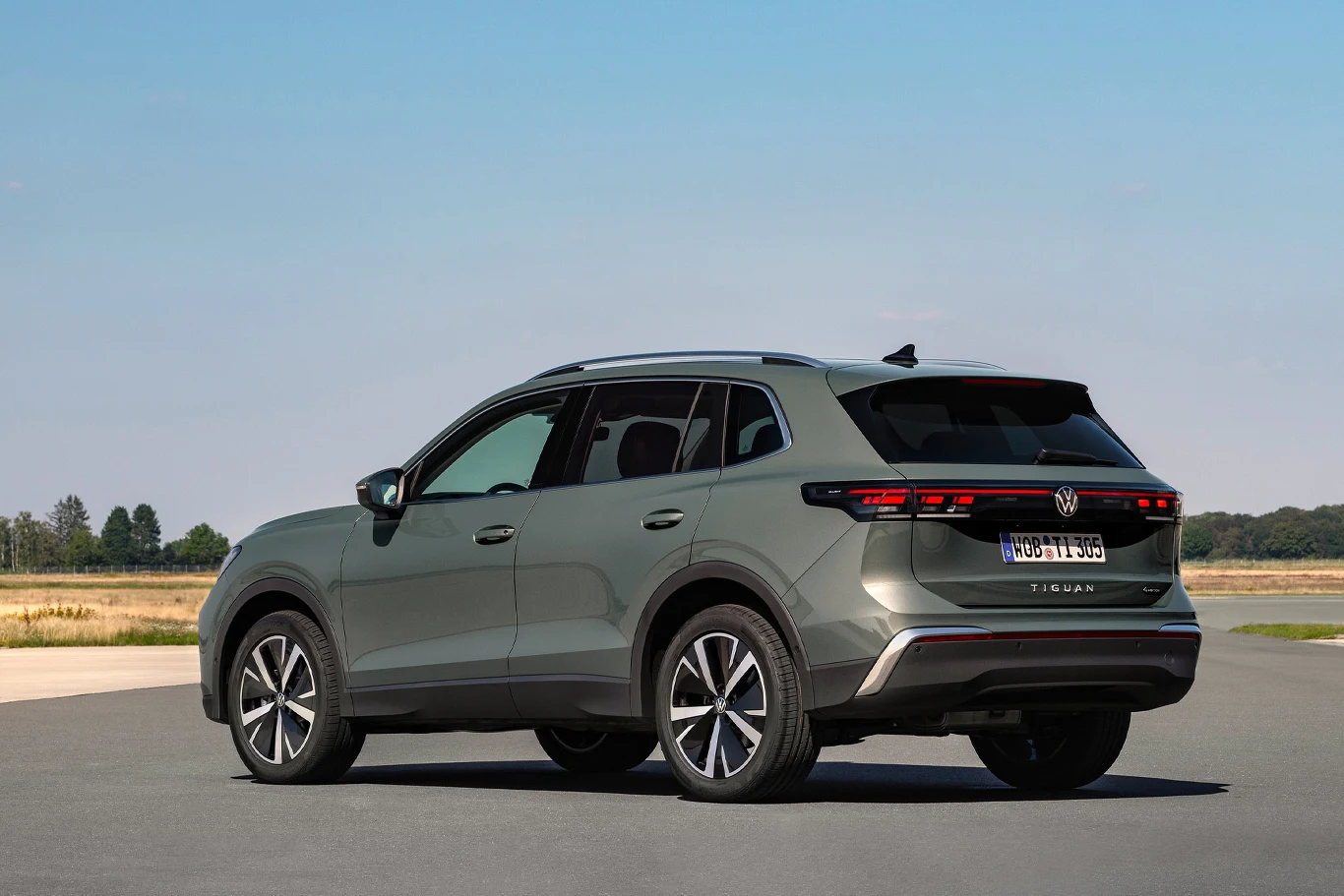 Volkswagen Tiguan (2024) Volkswagen Tiguan (2024)