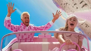 Ryan Gosling i Margot Robbie w scenie z "Barbie"