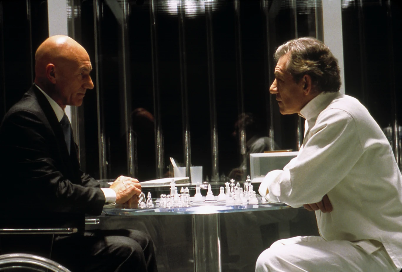 Patrick Stewart i Ian McKellen w filmie "X-Men" Patrick Stewart i Ian McKellen w filmie "X-Men"