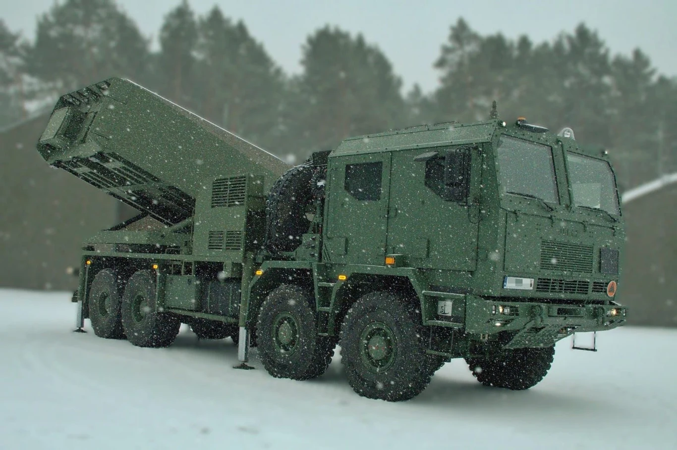 Jelcz P882.57 TS T45 K-MLRS 8×8 z wyrzutnią rakiet K 239 Chunmoo / Fot. 18 Dywizja Zmechanizowana Jelcz P882.57 TS T45 K-MLRS 8×8 z wyrzutnią rakiet K 239 Chunmoo / Fot. 18 Dywizja Zmechanizowana