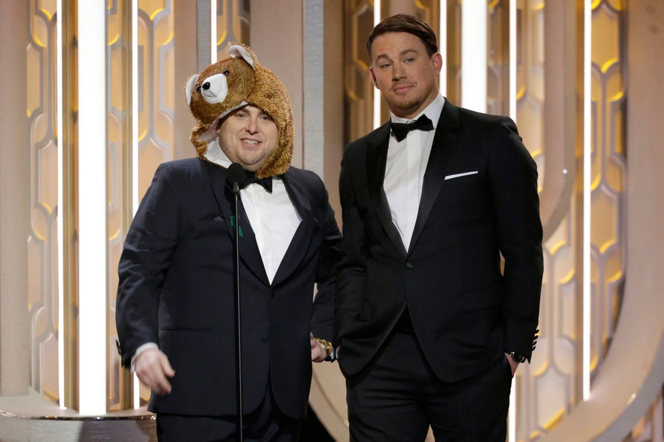 Jonah Hill i Channing Tatum podczas gali rozdania Złotych Globów w 2016 roku Jonah Hill i Channing Tatum podczas gali rozdania Złotych Globów w 2016 roku