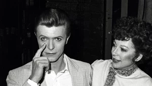 David Bowie u boku przyjaciółki w 1980 roku