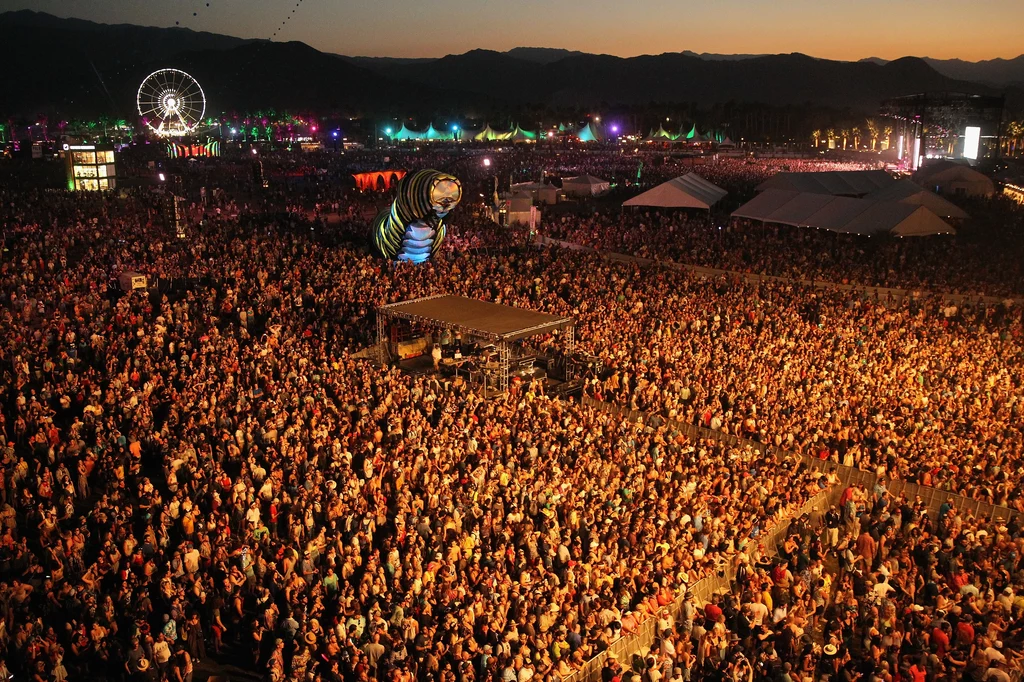 Festiwal Coachella gromadzi średnio ponad 100 tys. uczestników