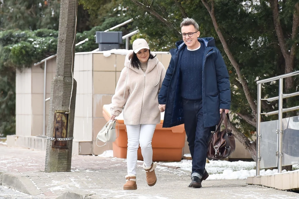 Zimowa aura sprzyja romantycznym spacerom Zimowa aura sprzyja romantycznym spacerom