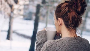 Senność, wzmożony głód i wycofanie to objawy. Ustąpią za kilka miesięcy