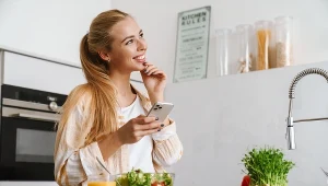 Nadchodzą siarczyste mrozy. Te składniki powinny znaleźć się w naszej diecie zimą 