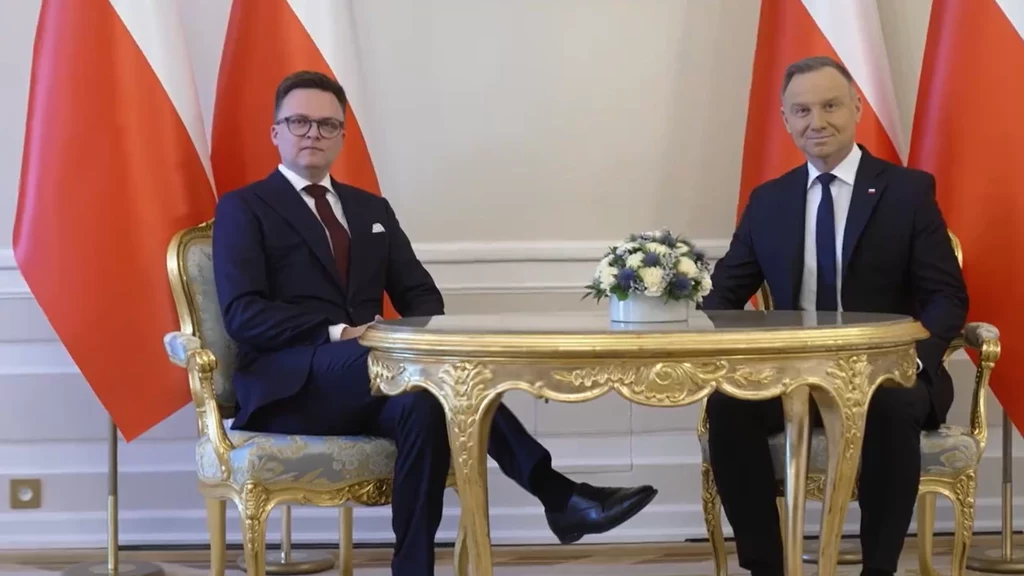Spotkanie Szymona Hołowni z Andrzejem Duda. Rozmawiali o politykach PiS Spotkanie Szymona Hołowni z Andrzejem Duda. Rozmawiali o politykach PiS