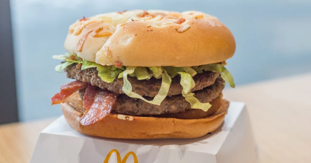 McDonald's zapowiada analizę cen. Powodem jest spadek sprzedaży giganta 