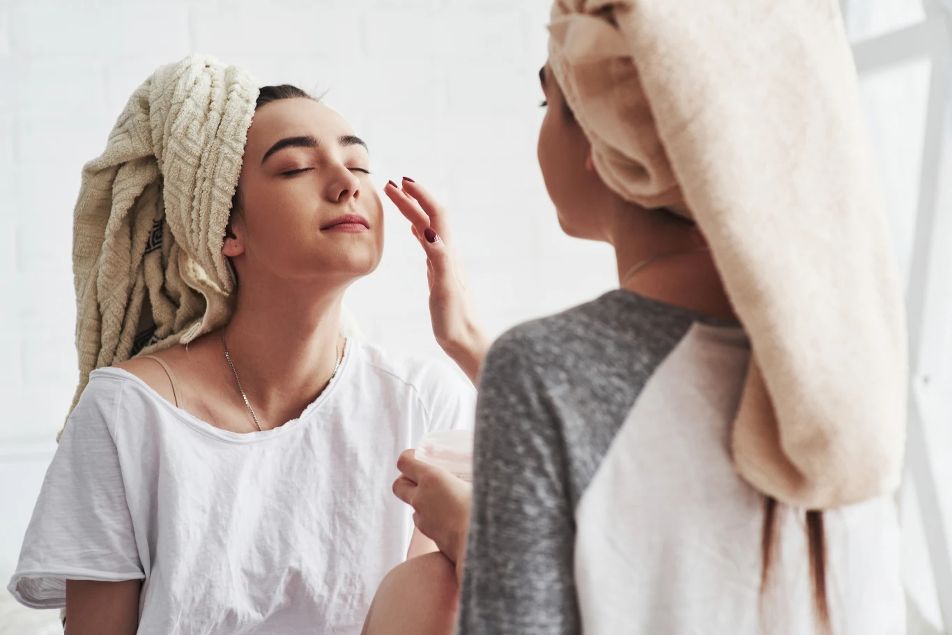 Ten domowy kosmetyk przyniesie ulgę twojej cerze w chłodne dni Ten domowy kosmetyk przyniesie ulgę twojej cerze w chłodne dni