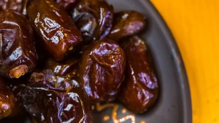 Te owoce z powodzeniem zastąpią sklepowe słodycze. Dlaczego warto włączyć je do swojej diety? 