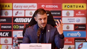 Tak działa nowy trener Wisły Kraków, mocna zapowiedź. Padły wielkie nazwiska