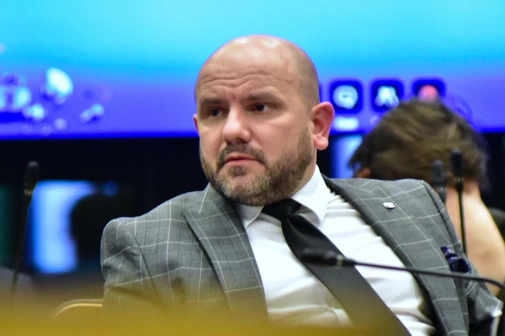 Poseł Suwerennej Polski i członek klubu parlamentarnego PiS Mariusz Gosek Poseł Suwerennej Polski i członek klubu parlamentarnego PiS Mariusz Gosek