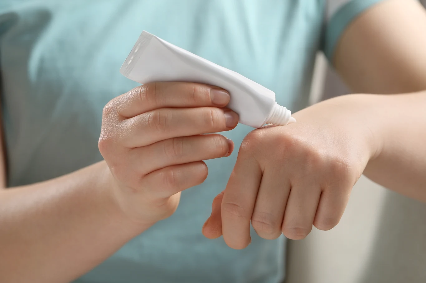 Zapomnij o drogich kosmetykach. Lanolina to jeden z najlepszych, naturalnych produktów nawilżających.