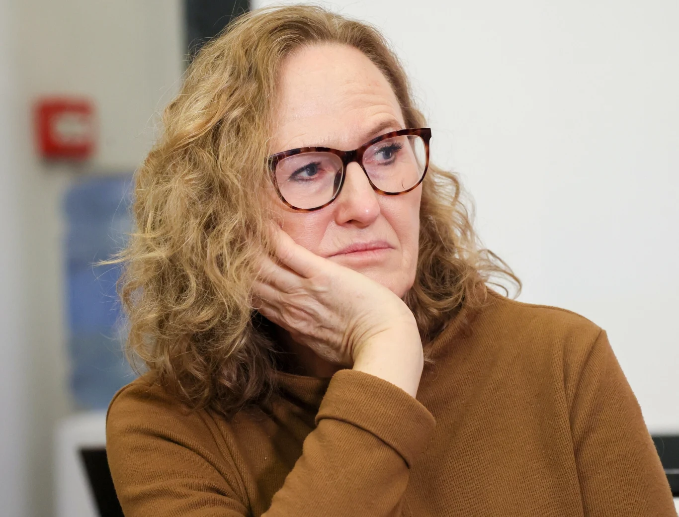 Ewa Malinowska-Grupińska odpowiada na zarzuty o niewpuszczeniu mieszkańców na sesję rady miasta Warszawy Ewa Malinowska-Grupińska odpowiada na zarzuty o niewpuszczeniu mieszkańców na sesję rady miasta Warszawy