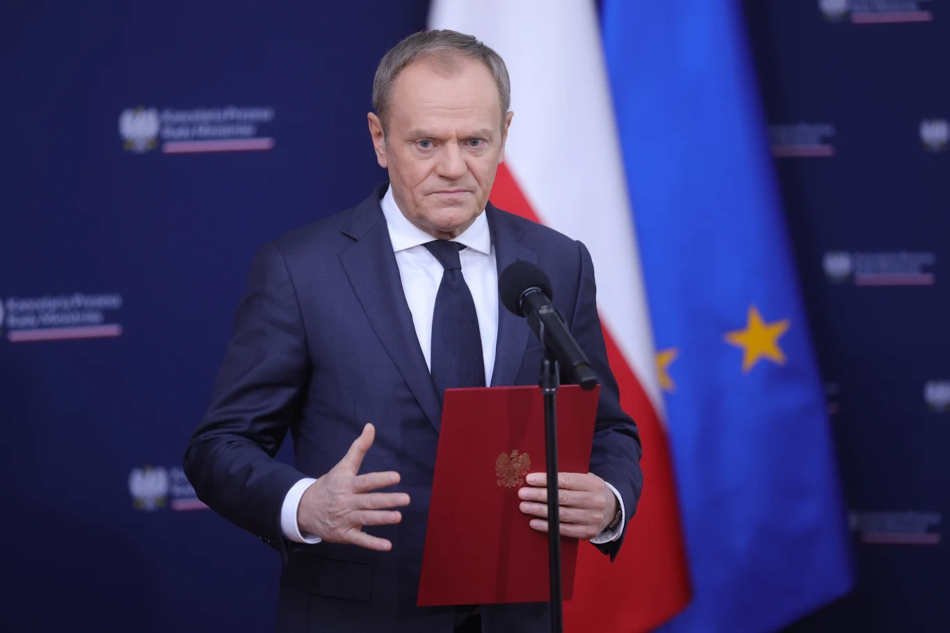 Premier Donald Tusk chce, by Polska przyspieszyła wdrażanie zapisów unijnych dyrektyw Premier Donald Tusk chce, by Polska przyspieszyła wdrażanie zapisów unijnych dyrektyw
