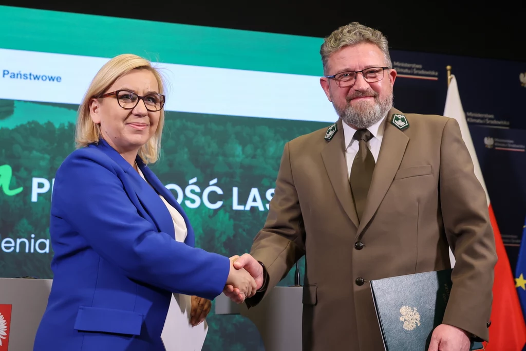 W środę minister klimatu Paulina Hennig-Kloska oficjalnie powołała nowego dyrektora generalnego Lasów Państwowych. Został nim Witold Koss