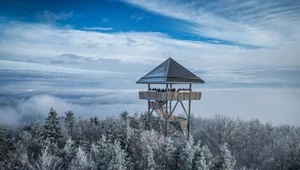 Beskid Wyspowy ma nową wieżę widokową. Widok z niej zapiera dech