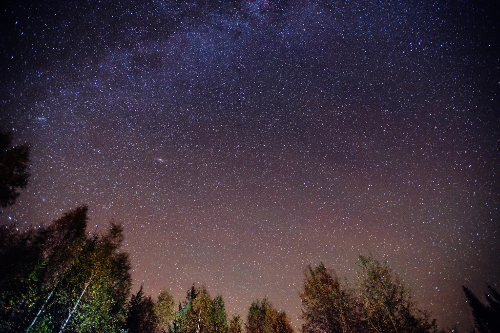 Samsung Galaxy S23 Ultra sprawdzał się w astrofotografii. Jaki aparat będzie miał jego następca? 
